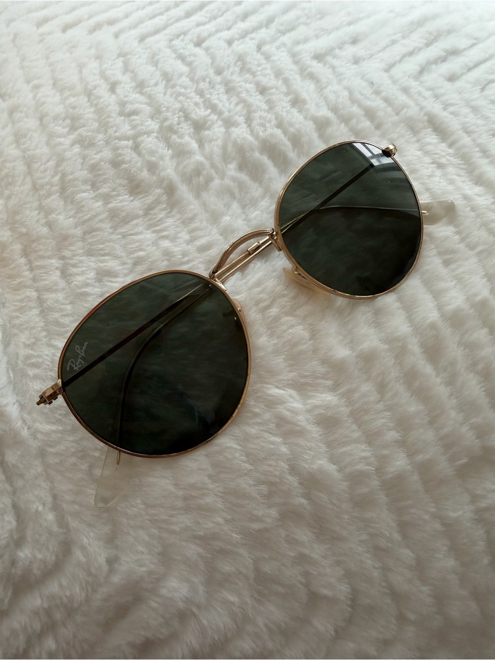 Ray-Ban Gold Frame Sunglasses with Green Lenses